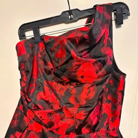 Carmen Marc Valvo Dress - Picture 3 of 7